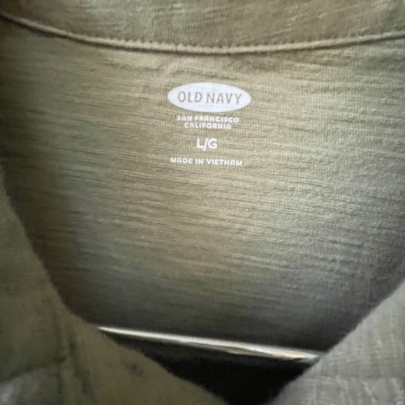 Old Navy Men's T-shirt Size L Olive Green - Picture 3 of 4